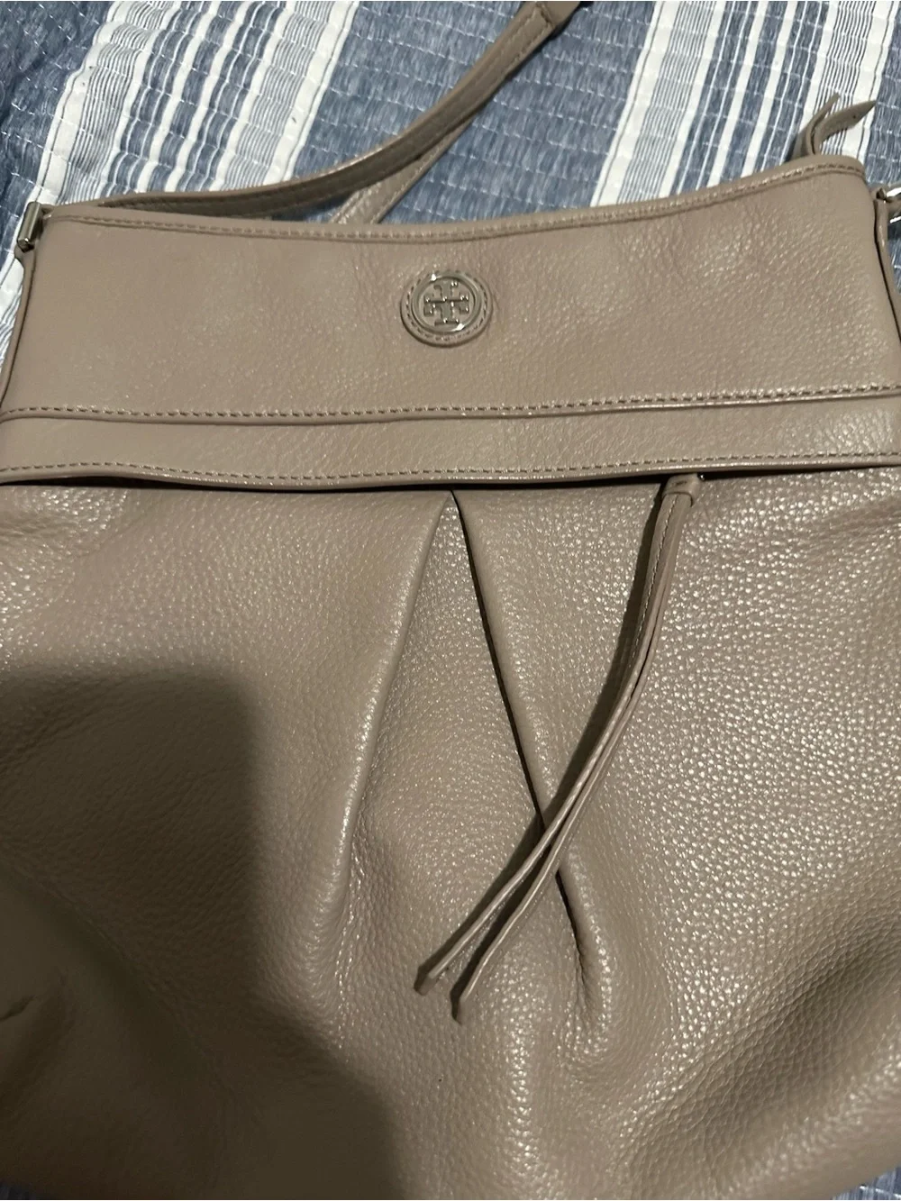 Taupe Leather Crossbody Bag - Unbranded